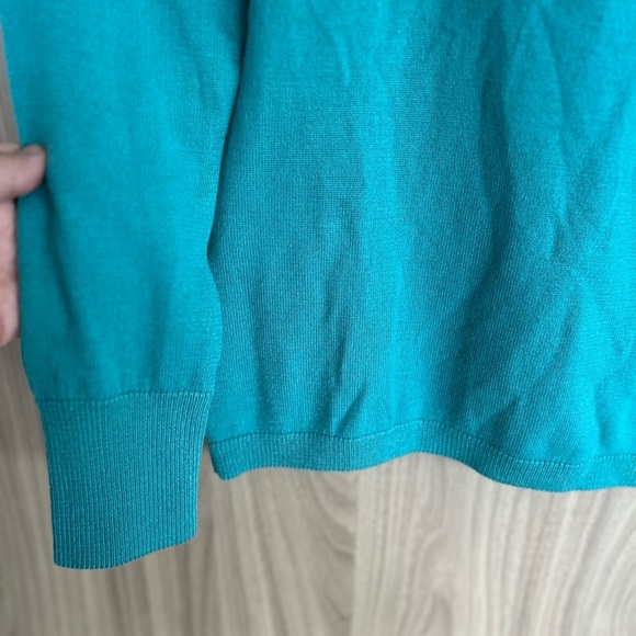 ELLEN TRACY Seafoam Green with Metal  Studs Turtleneck Size M Women’s Wool Blend - Picture 2 of 6